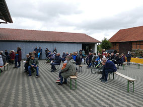 Ökumenischer Familiengottesdienst zum Erntedankfest (Foto: Karl-Franz Thiede)